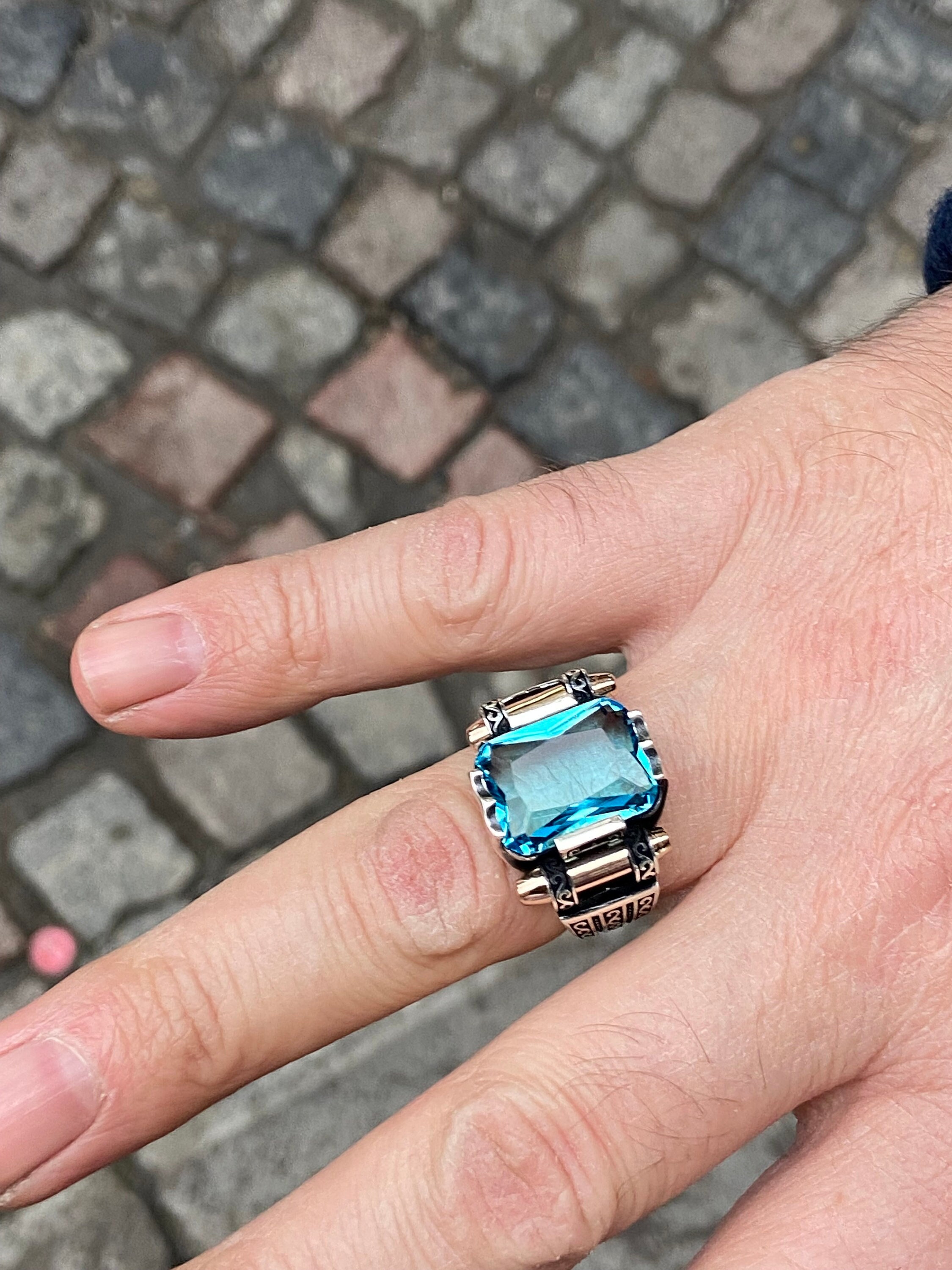 Aquamarine rings: our stone of the month makes a colourful centrepiece |  The Jewellery Editor