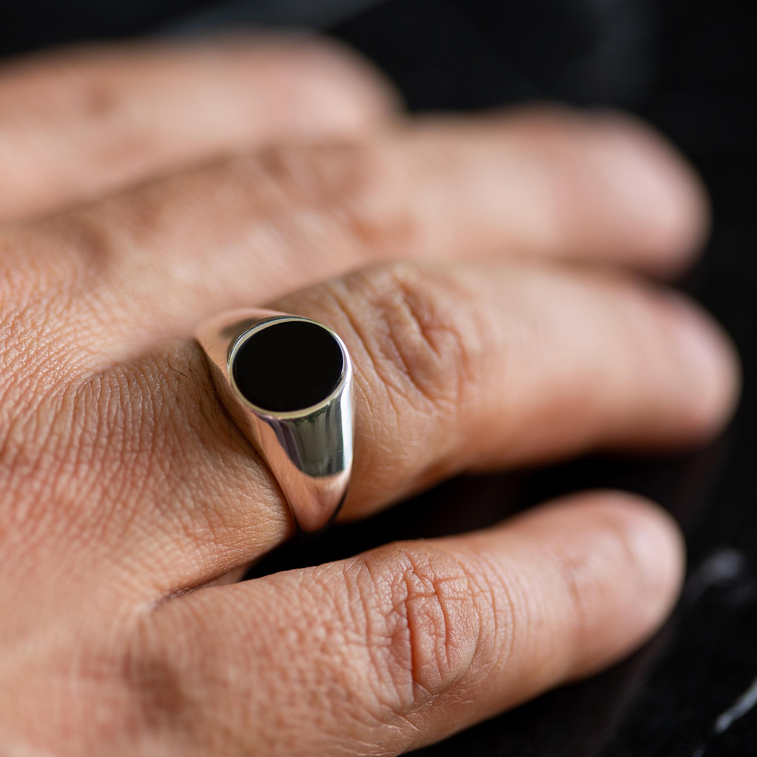 Men Silver Minimal Onyx Ring, Oval Onyx Signet Ring, Pinky Onyx