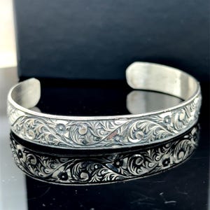 Vintage Silver Wide Wave Style Design Cuff Bracelet 925