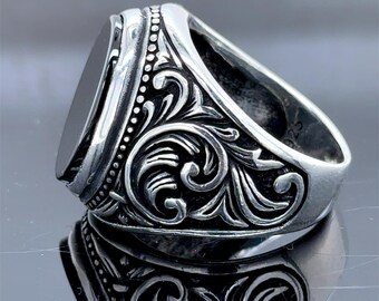 メンズシルバーブラックオニキスリング、オーバル刻印オニキスリング