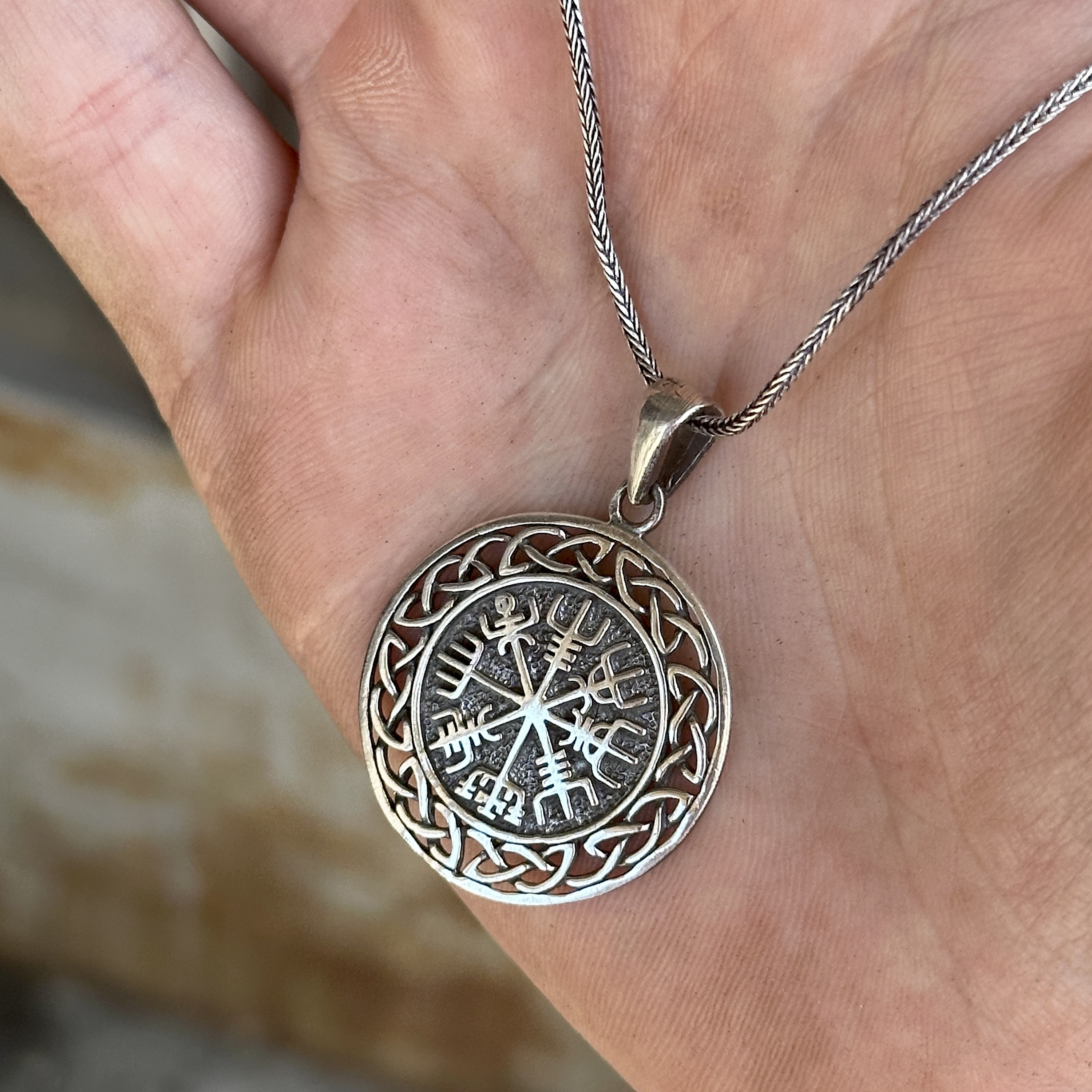 シルバー 北欧 ヴェグヴィシル ペンダント、北欧神話ネックレス、北欧