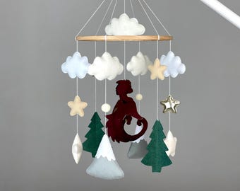 Dragon baby girl mobile crib Fantasy nursery decoration Felt flying dragon hanging Dragon crib mobile Neutral baby mobile Dragon baby shower