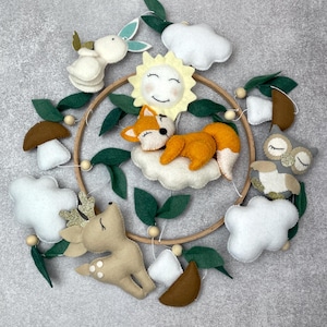 Woodland mobile for crib Woodland nursery decor Forest mobile Woodland animals mobile Fox mobile mushrooms Felt hanging Woodland baby shower