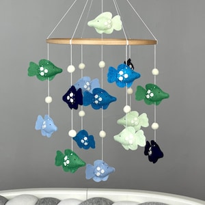 Fish mobile for baby boy Nautical nursery decor Under the sea mobile Baby crib mobile Felt fish mobile Coastal mobile Ocean baby shower