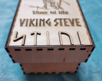 Verre et boîte de rangement personnalisés gravés sur le thème des Vikings