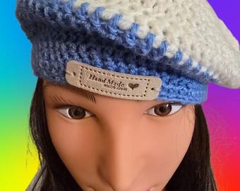 Béret au crochet fait main, chapeau en acrylique crème et bleu (5-10 ans)