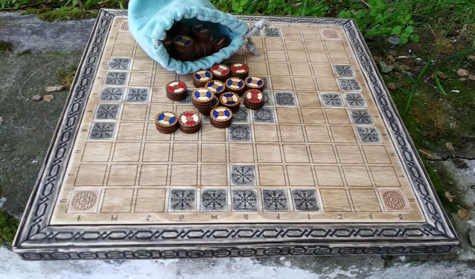 Jeu de société Hnefatafl Viking chess Tafl Cadeaux Etsy France