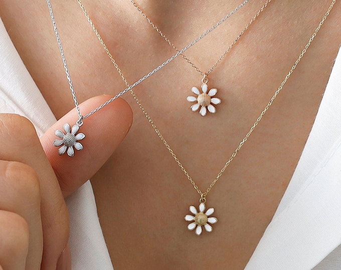 Tiny Daisy 14k Gold Necklace | Minimalist Charm, White Enamel Jewelry Daisy, Chamomile Flower Dainty Pendant, Bridesmaid Gift, Gift for Her