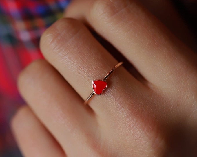 HEART Shaped Ring made with ENAMEL Art, Elegant and Minimal Design | HEART Enamel Jewelry | Valentine's Day Gift