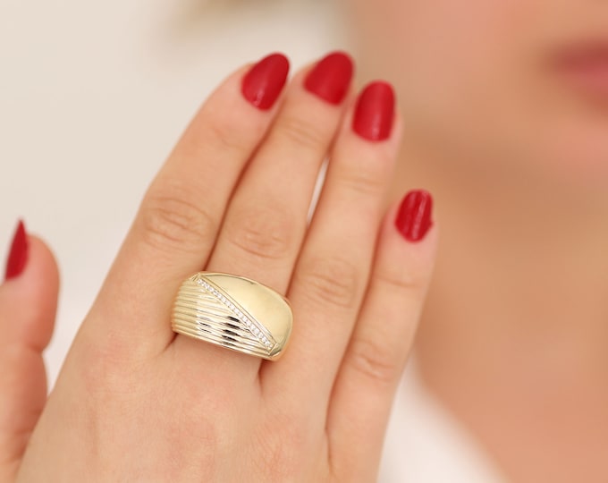 14k Gold Striped Dome Ring | Thick Shiny Statement Band