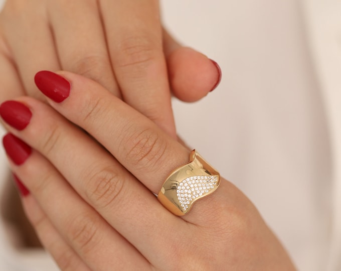 14k Gold Inclined Ring | Asymmetrical Bold Fore Finger Design