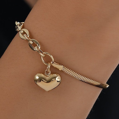Dhgate Chanel  Heart charm bracelet, Tiffany heart, Heart charm