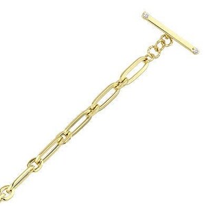 K&ouml;nnte beinhalten: Eine goldene Kettenkette mit einem Toggle-Verschluss. Die Kette besteht aus ovalen Gliedern.