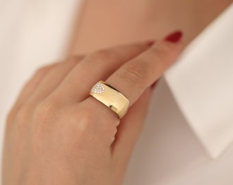 14k Gold Rectangular Dome Ring | Chunky Statement Forefinger Band, Bold Retro Design