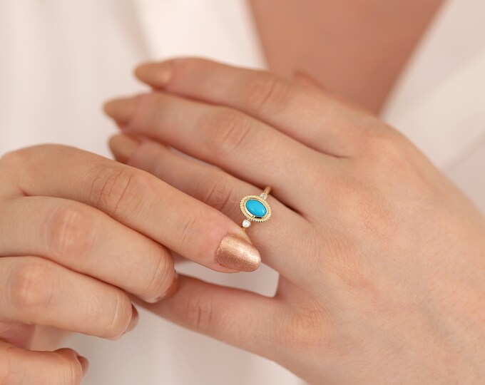 14k Gold Turquoise Statement Ring, Three Stone Oval Ring, Notched Aqua Blue Oval Ring, Natural Stone Jewelry, Anniversary Gift, Gift for Her