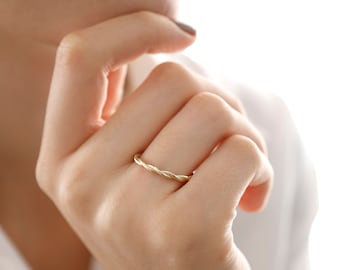 14k Gold Twist Rope Ring | Curved Stackable Minimal Boho Promise Band