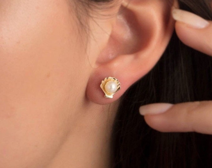 Cockle Shell Earring | Pearl SeaShell Earrings | 14k Gold with Real Pearl Gem | White Pearl Ocean Natural Stone Cute Earrings