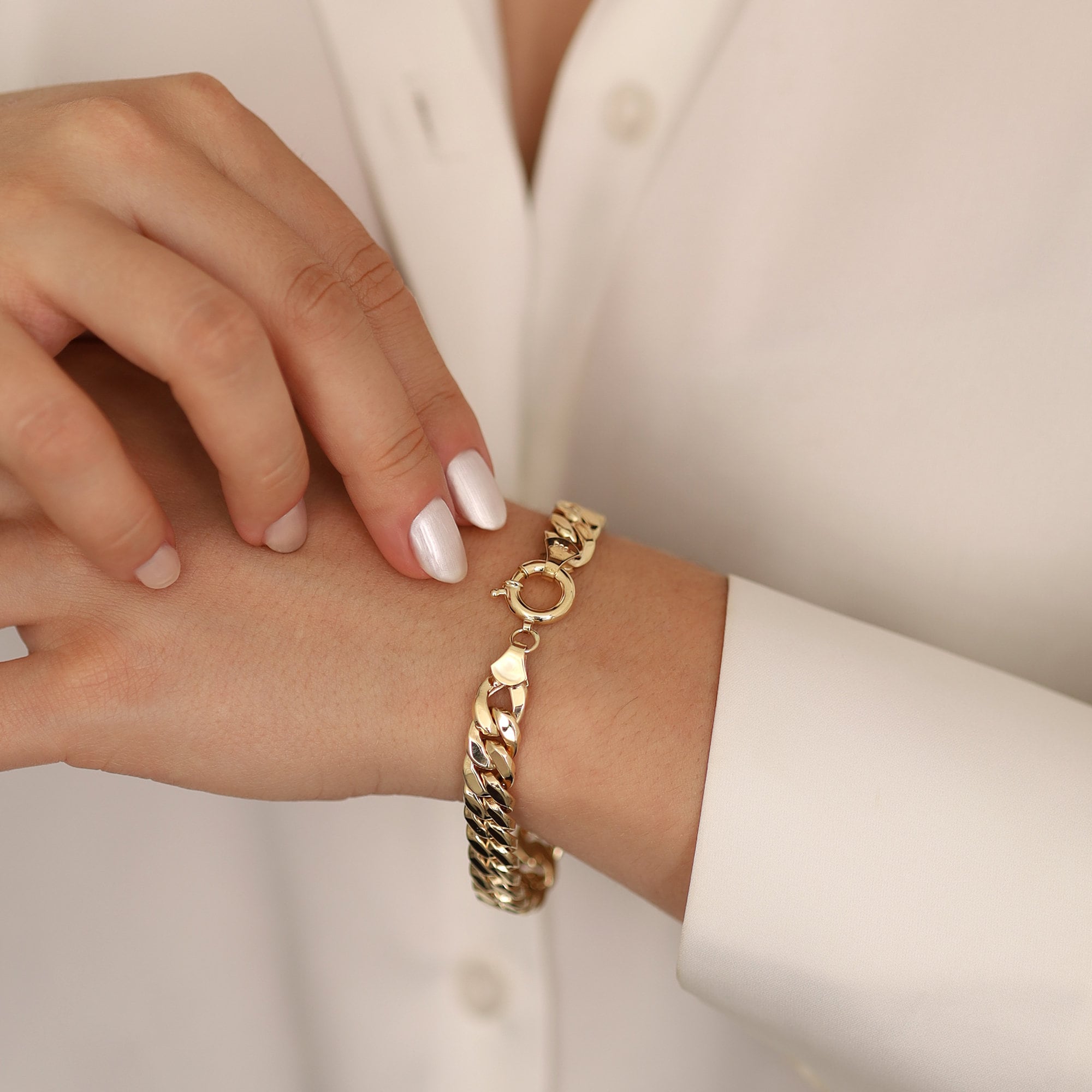Danseuse Etoile bracelet aria_wornViewCropped | Dior bracelets, Dior, Metal  chain