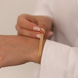 14k Bismarck Mesh Chain Gold Bracelet | 5mm Italian Mesh Chain Bracelet, Retro Chain Bracelet, Vintage Look Jewelry, Graduation Gift for Her