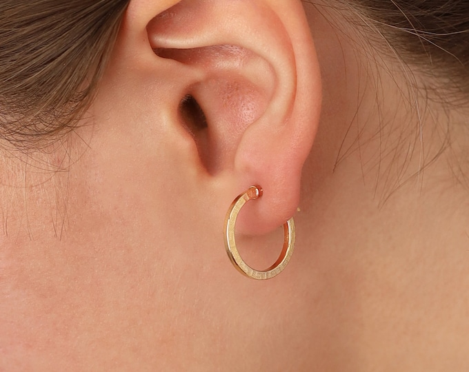 14k Gold Dainty Hoop Earrings | Small Whorl Round Hoops, Everyday Minimal Earrings