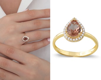 14K Gold Zultanite Drop Shaped Ring | Turkish Diaspore Stone Ring, Zodiac Ring, Turkish Gemstone, Pisces Birthstone Jewelry, Gift for Her