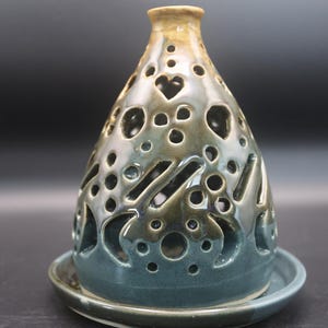 Hand Crafted Ceramic Blue/Amber Light Diffuser