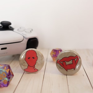 Baldur&#39;s Gate 3 Bloodless and Happy 1.25&quot; Buttons