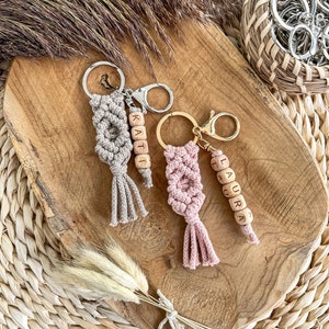 Personalized macrame mini keychain