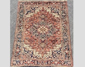 Antique Heriz Rug, 100 Wool Carpet (265cmx205cm) Traditional Persian Handmade Oriental Carpet, Decorative Organic Clean Rug. Item 57