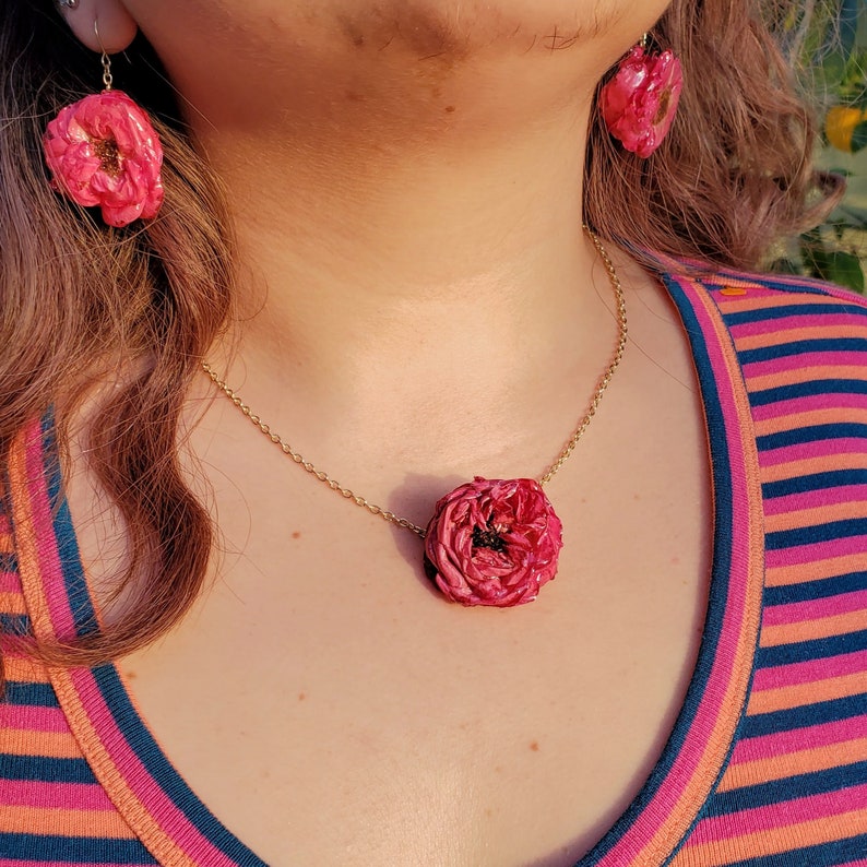 Small Rose EarringNecklace Set