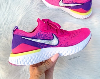 hot pink nike women's sneakers