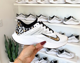 nike leopard runners