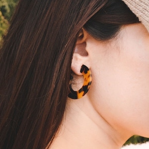 Tortoise shell hoop earrings australia online