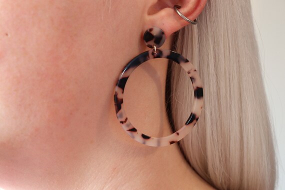 Light Tortoise Shell Hoop Earrings Light Tortoise Shell Hoop and
