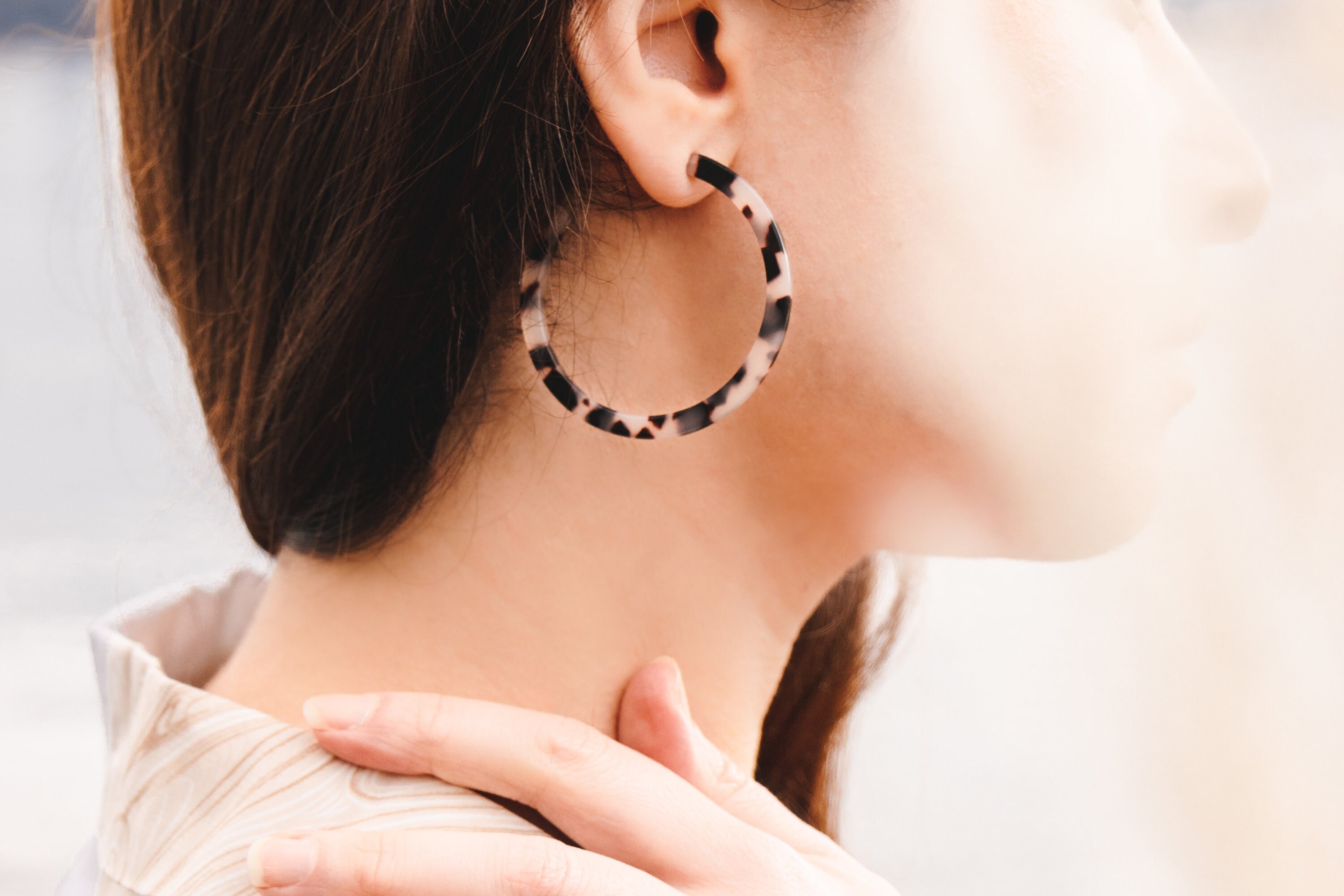 Tortoise shell hotsell hoop earrings nz