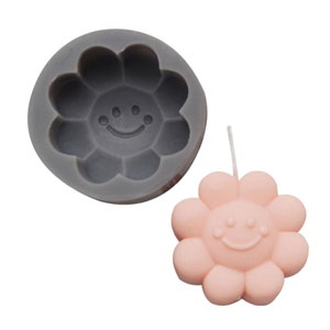 Smiley Flower Silicone Mold: Candle, Soap, Bath Bomb Supplies
