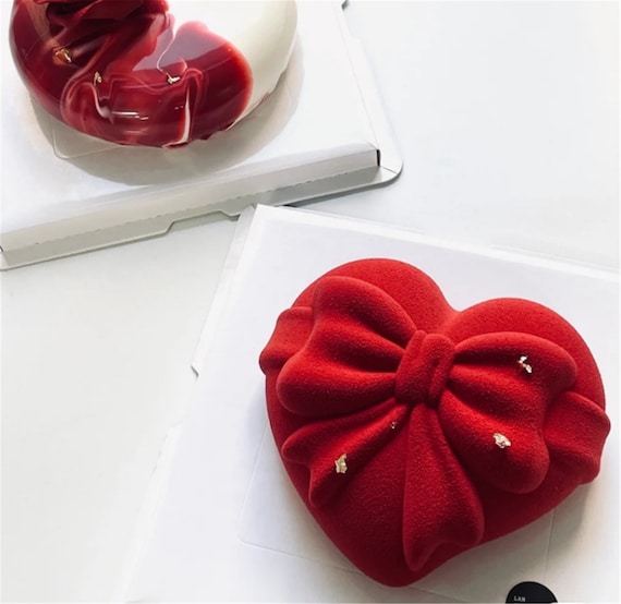 Silicone Heart-shaped Bow Cake Mould is Used for Large Baking Mould of Cake  Decoration, Candy Making and Chocolate 