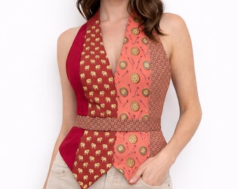 Chaleco de seda patchwork hecho a mano | Top rojo con cuello halter y lazos vintage | Elegante chaleco para mujer | Moda reciclada | Pieza única