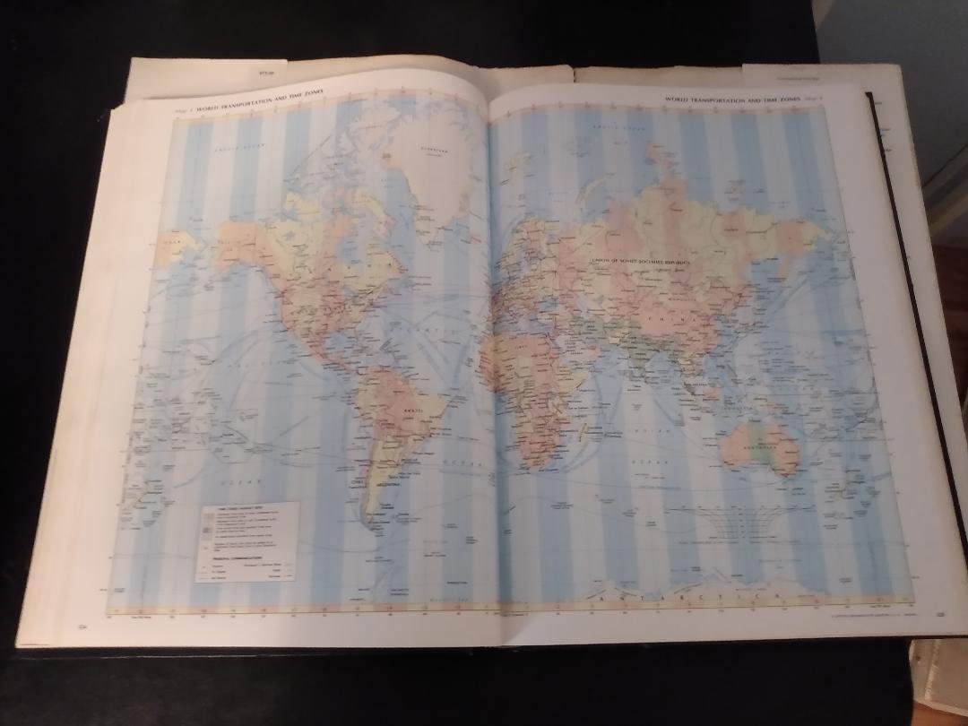 Rand Mcnally Illustrated Atlas of the World 1986 HCDJ Vintage Book - Etsy