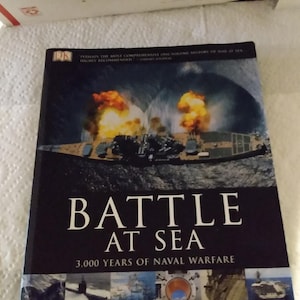 Battle at Sea: 3,000 Years of Naval Warfare by Grant, R. G. Paperback ISBN 9780756671860 Condition V/G Like New