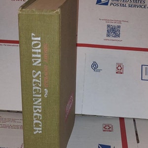 Short Novels of John Seeinbeck, New Edition Completely Reset In 1963 Hardcover, Rare Vintage book