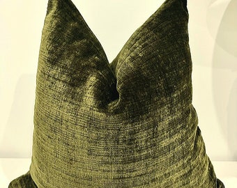 Donkerolijfgroene bouclé chenille kussensloop, zacht kussen met textuur