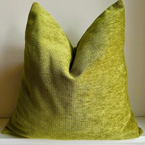Lime Green Textured Chenille Pillow Cover, Soft Luxury Throw Pillow for Couch, Bed, Sofa, Designer Decorative Throw Pillows, Custom Sizes
