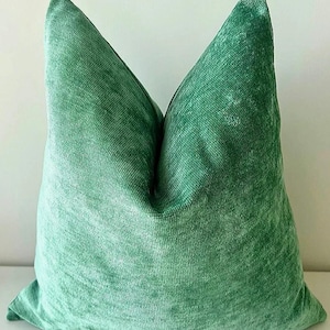 Apple Green Textured Chenille Pillow Cover, Soft Luxury Throw Pillow for Couch, Bed, Sofa, Designer Decorative Throw Pillows, Custom Sizes
