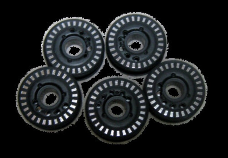 Buy 5 Jumbo Bobbins for Bernina 820 830 New Style Machine Etsy