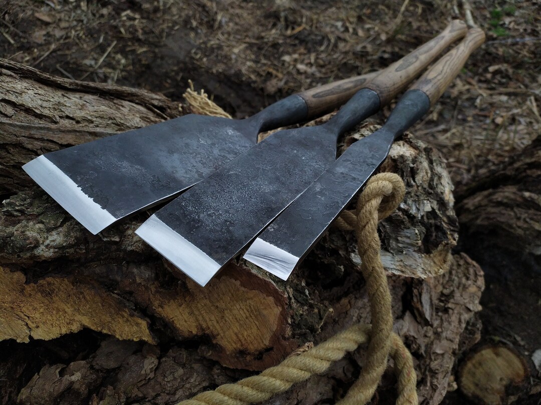 Chisel for a Wooden Frame. Carpenters Slick Chisel Set 3pcs. Straight