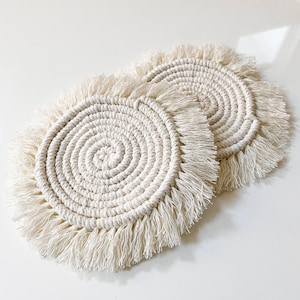 Round Macrame Coaster with Fringe | Boho Home Decor