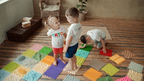 Alfombra sensorial Alfombrilla de piso Alfombras de masaje para bebés  Juguetes para niños pequeños Montessori Alfombra sensorial educativa -   España