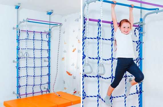 Indoor Climbing Nets Wallbarz for Children With Pull up Bar