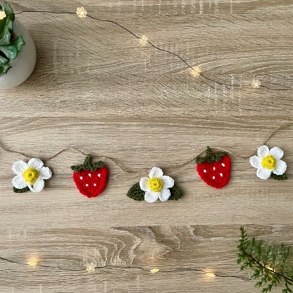 Crochet Strawberry Garland | Fruit Garland | Wall Hanging | Home Decor